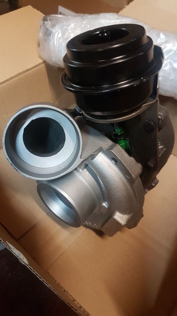 Turbina Mercedes 2.2 CDI fabrycznie nowy oryginał .