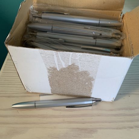 Zakazany długopis długopis ze ściągą do ściągania ściąga wysuwana