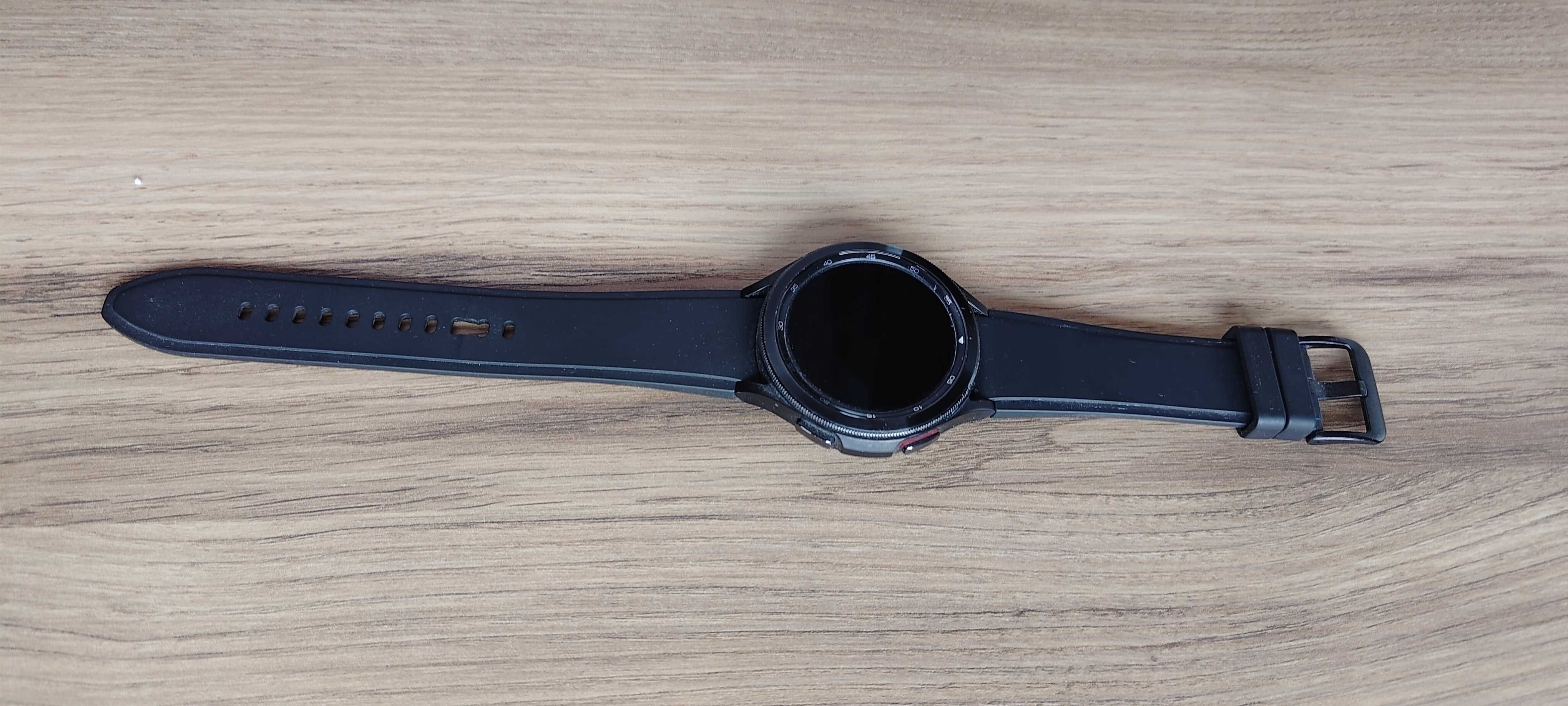 Samsung Galaxy Watch 4 Smartwatch