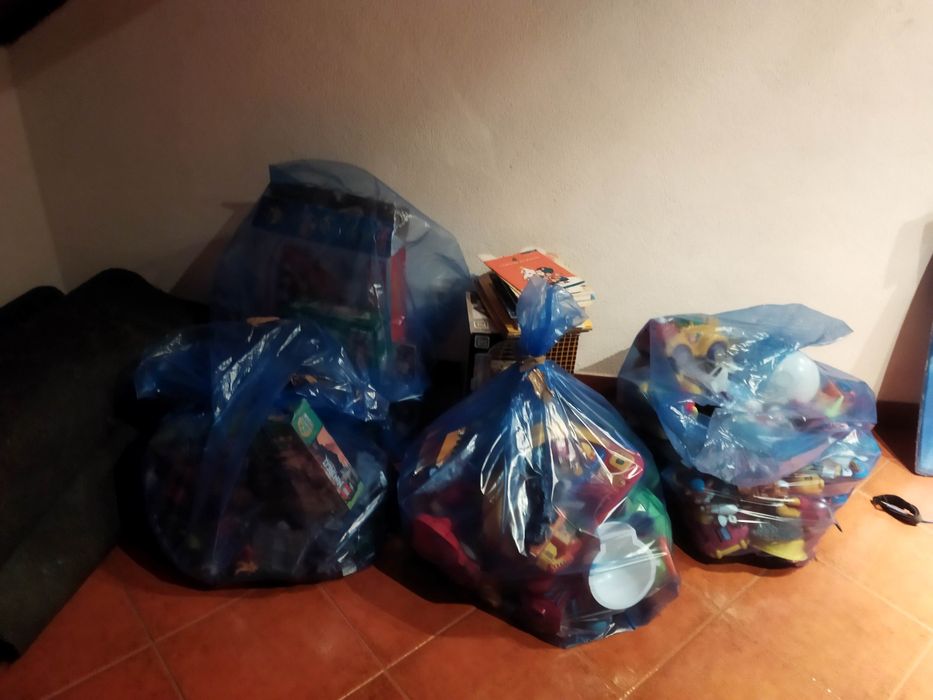 Sacos brinquedos,peluches,bonecos,livros roupas infantis bebe crianças