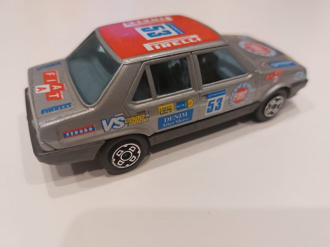 Bburago Fiat Regata [1/43]