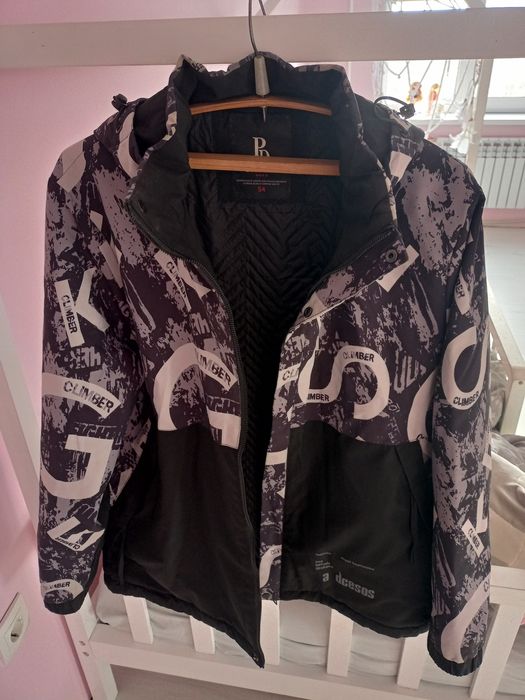 Курточка чоловіча