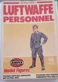 Airfix Luftwaffe personnel