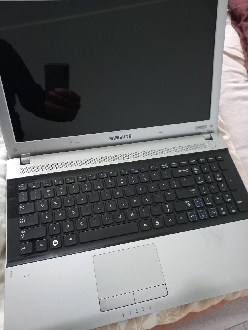 Laptop samsung rv 511