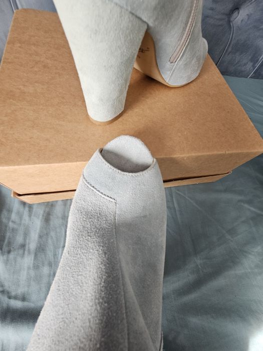 Zamszowe botki bez palców Kati r.40