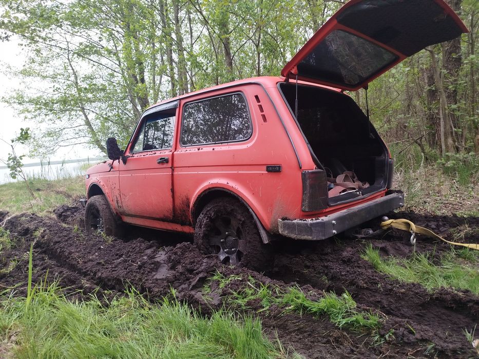 Продам ВАЗ 2121 нива 4×4