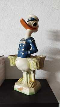 Estátua Pato Donald