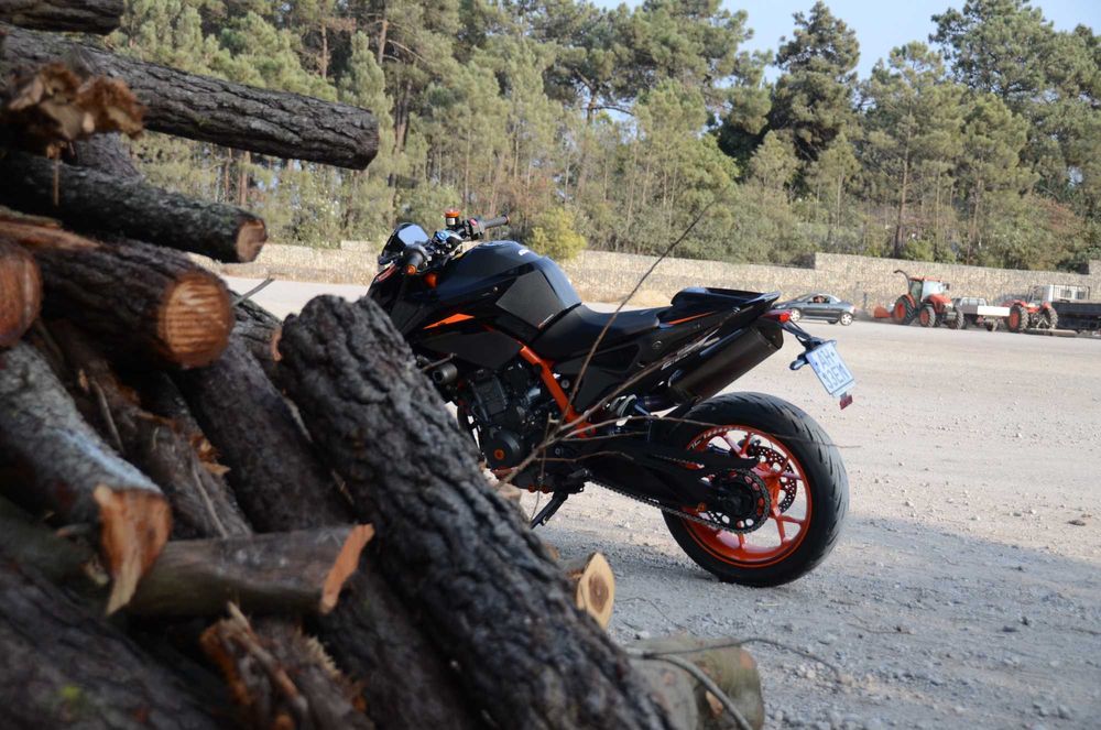 KTM 890 R Full Akrapovic Titanium - Duke