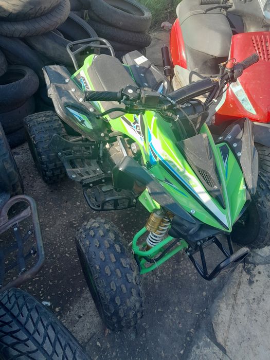 Moto 4 125 cilindrada