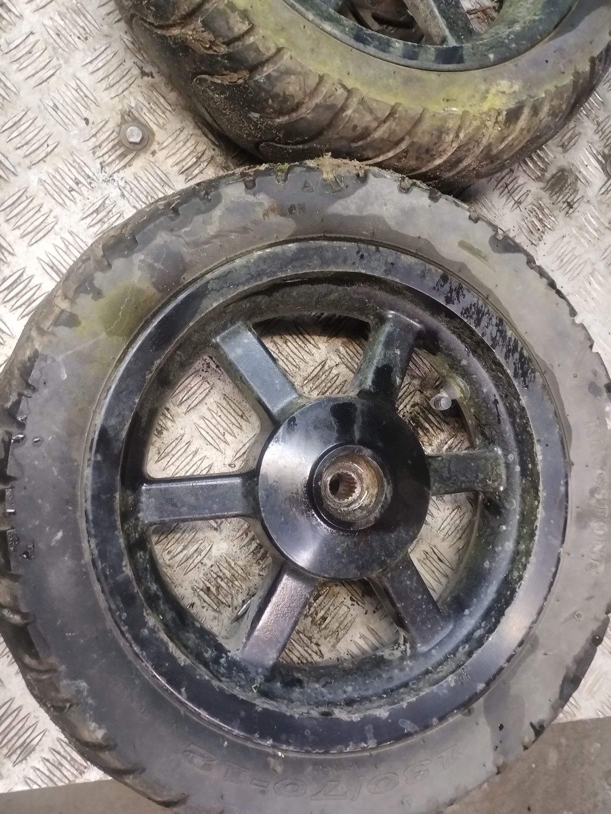Do skutera coliber retro kymco sym peugeot yamaha honda Siedzenie  zac