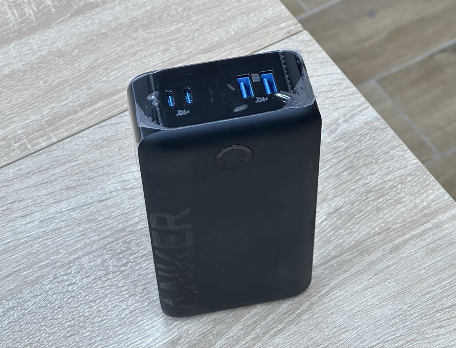 Повербанк Anker 347 PowerCore 40000 mAh A1377