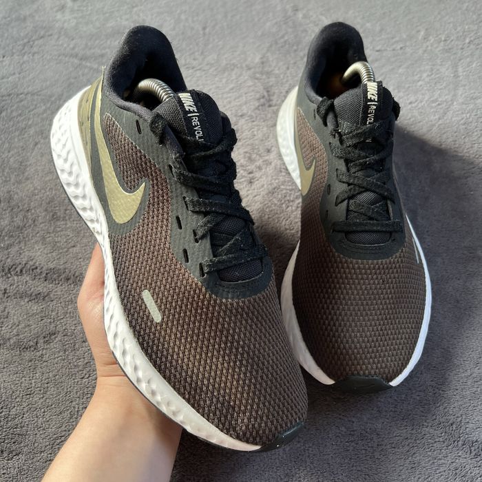 Жіночі кросівки Nike revolution 7. P.38.