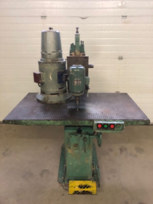 Frezarka górnowrzecionowa przetwornica Polska