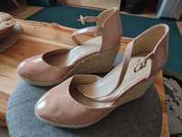 Buty na koturnie Marks&Spencer 38