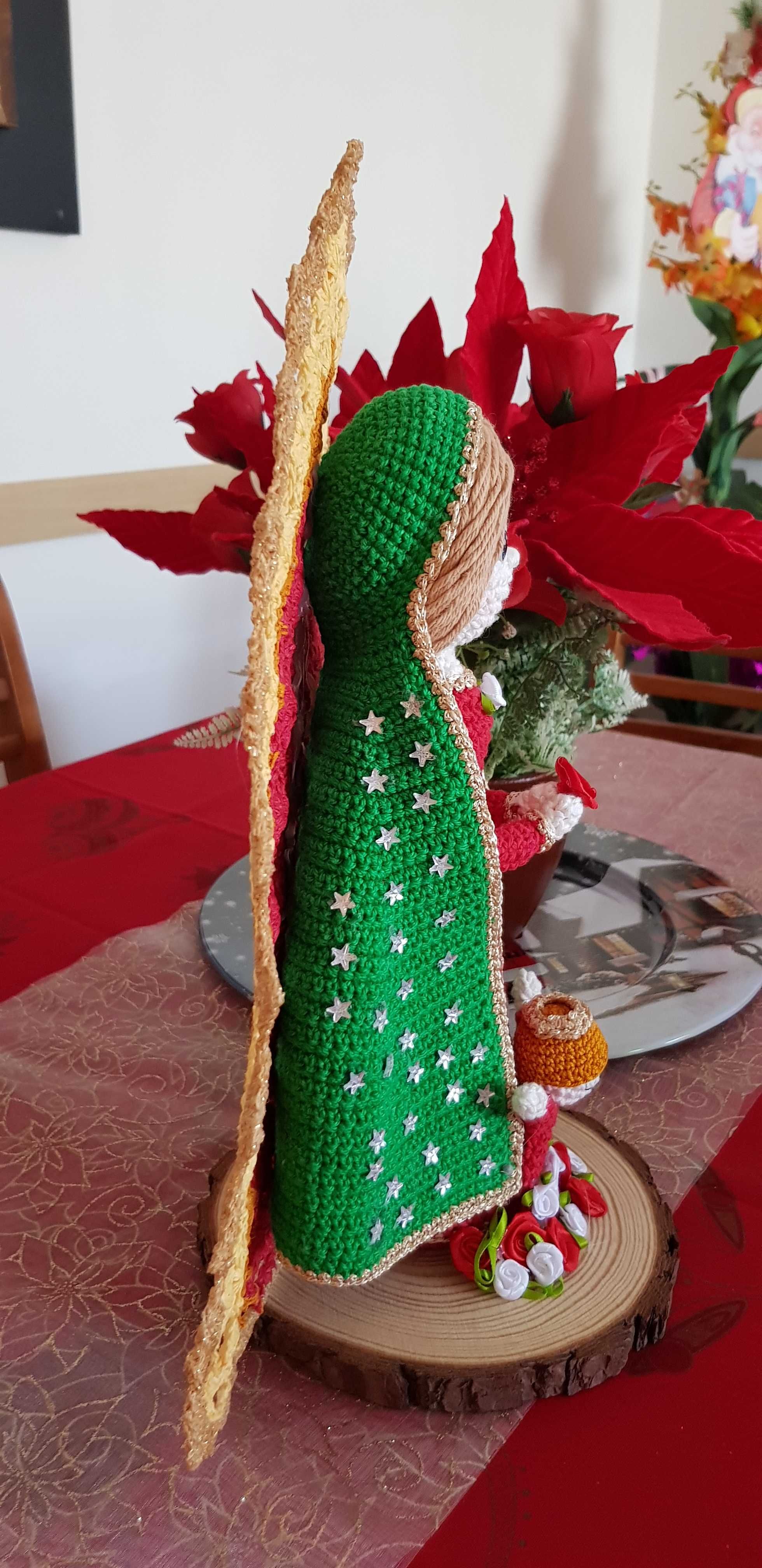 Santinha Amigurumi Nossa Senhora de Guadalupe