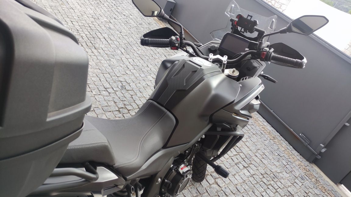 Voge 525dsx, igual a nova, black, garantia