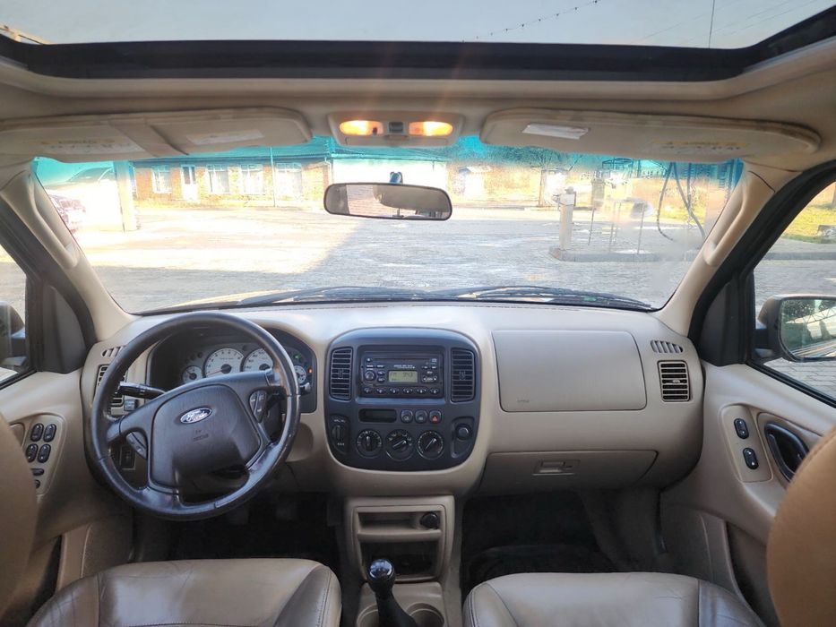 Ford Maverick 2003р