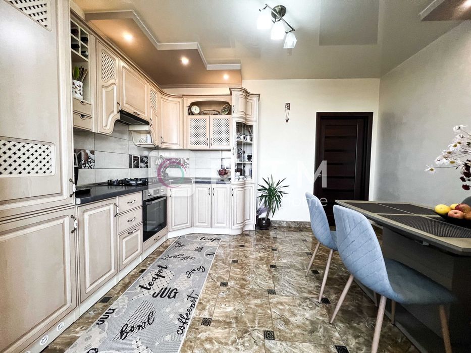 2-кімнатна квартира по вулиці Відродження