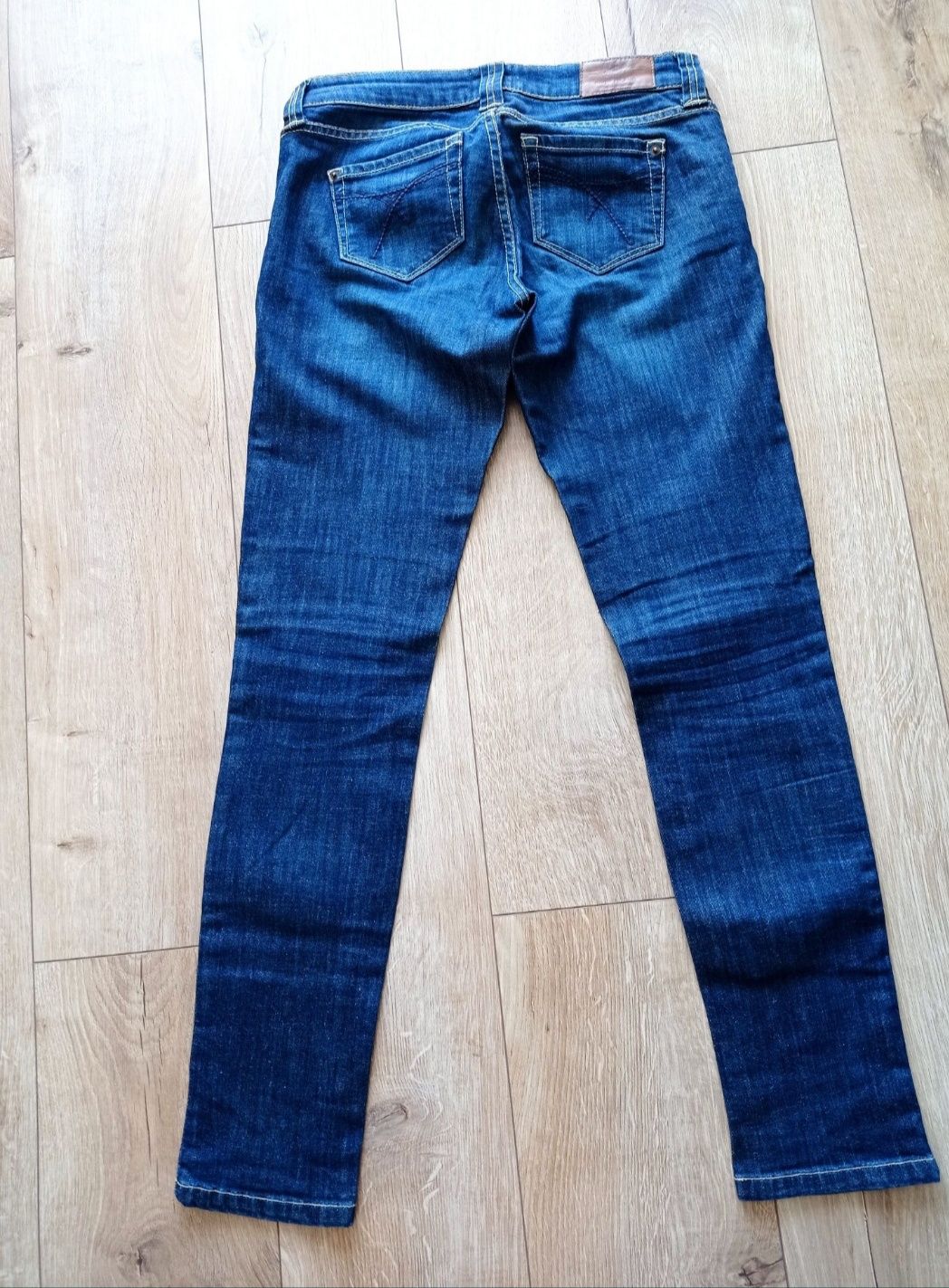 Spodnie jeans r. 34 River Island, skinny