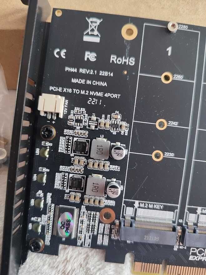 Adapter Quad NVMe PCIe, RIITOP 4 porty M.2 NVMe SSD