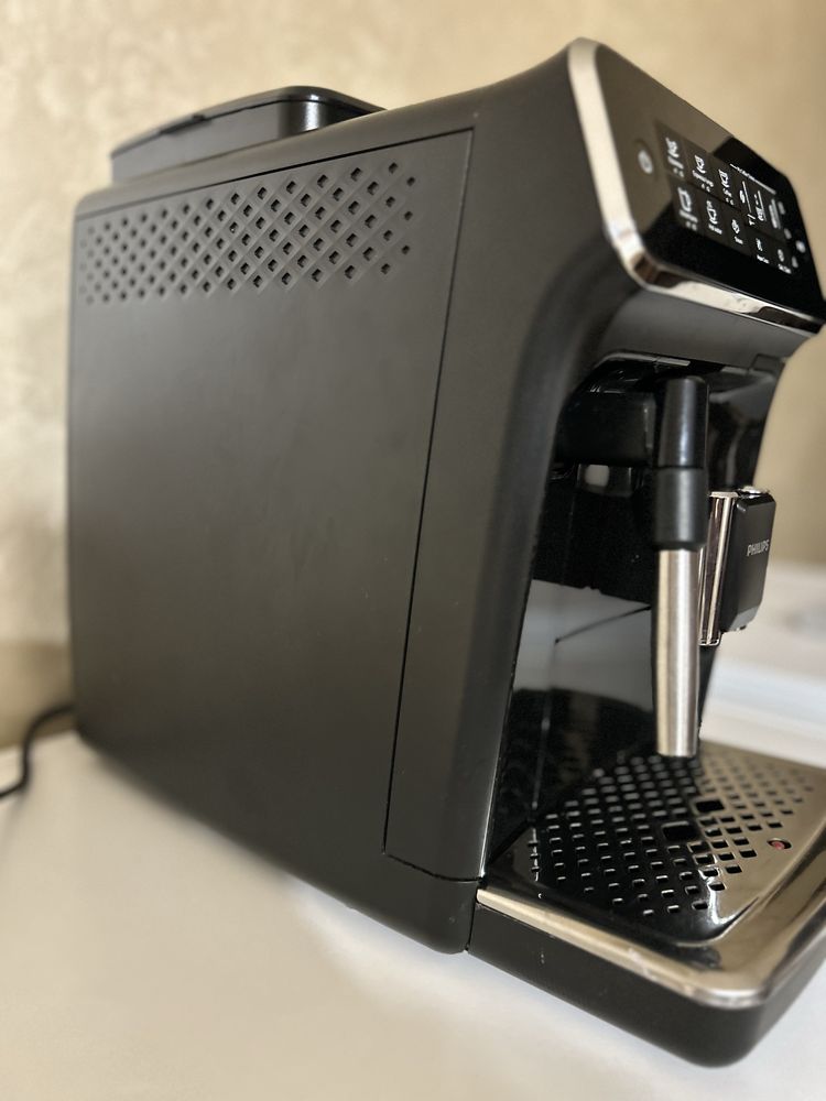 Кавоварка Philips EP3221