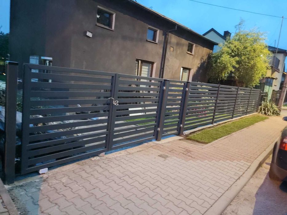 Brama wjazdowa rozwierana. Brama palisadowa profil 80x20