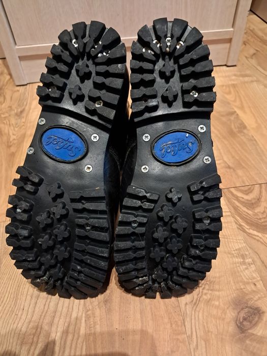 Glany skórzane czarne