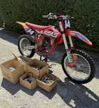 GASGAS MC MCF 250 model 2022 USZKODZONY NIE ktm sxf husqvarna fc 350