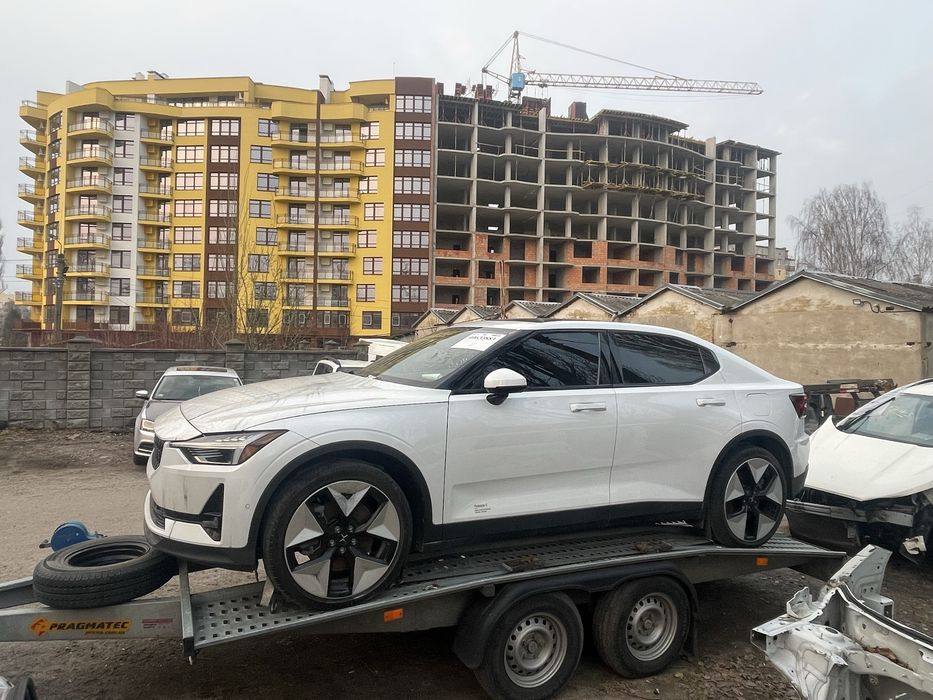 Двері Polestar 2