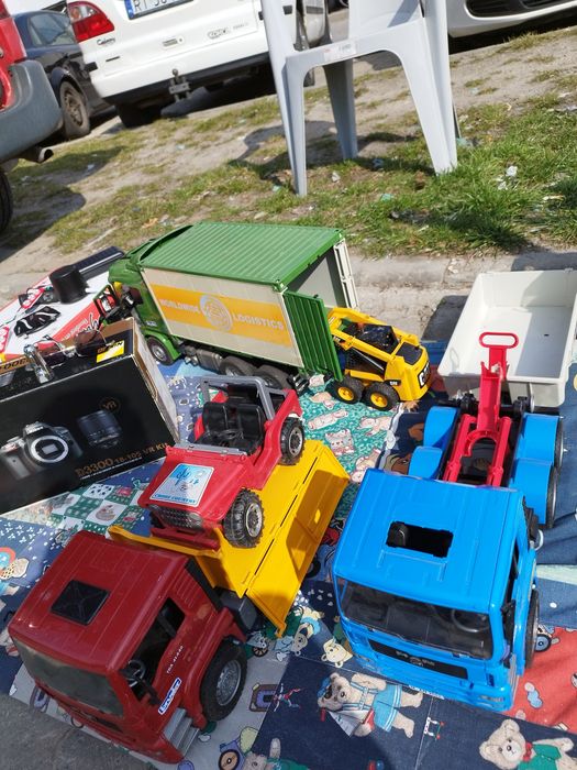 BRUDER y     auta  super pojazdy  rózne typy nadwozia