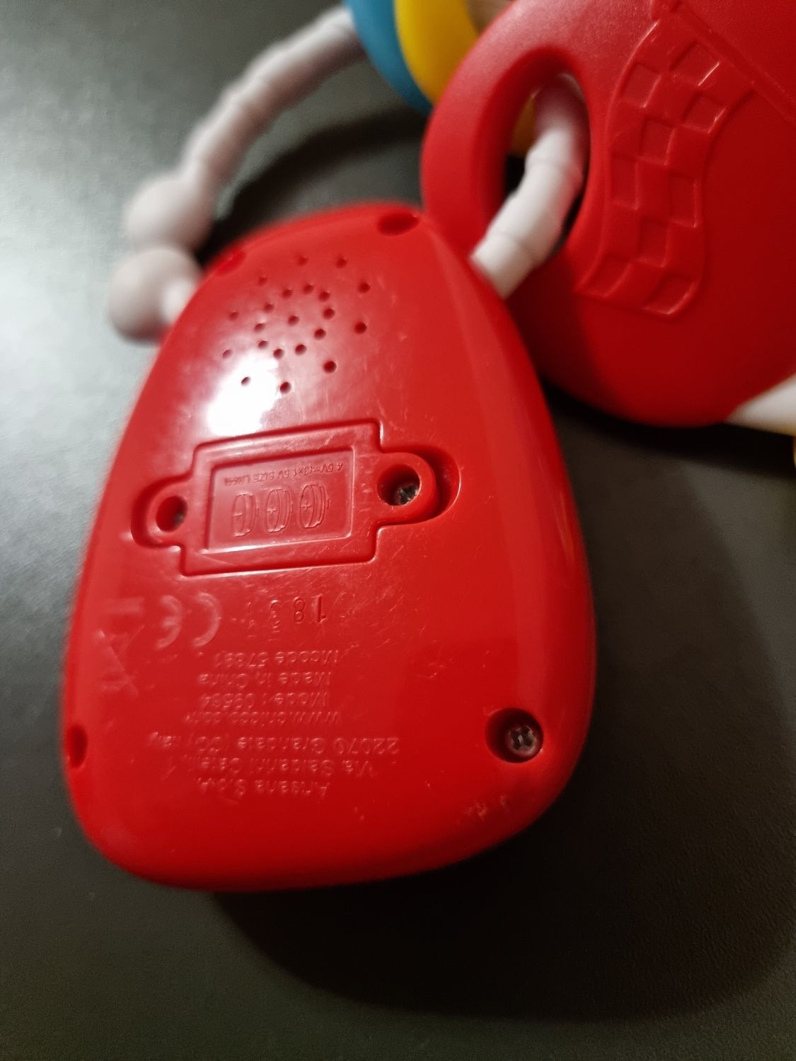 Музична іграшка Chicco Ключі Ferrari зі світловими ефектами

Особливо