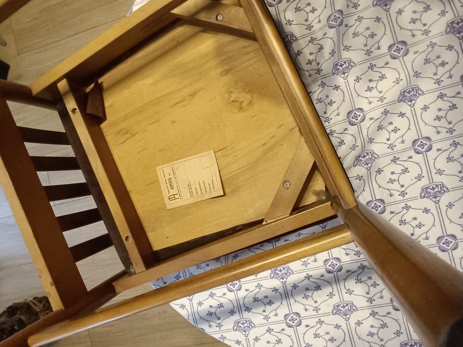 Komplet 6 krzeseł  FAMEG