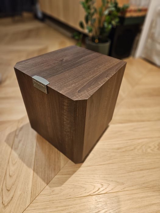 Subwoofer domowy Wharfdale Vardus VR-10 orzech