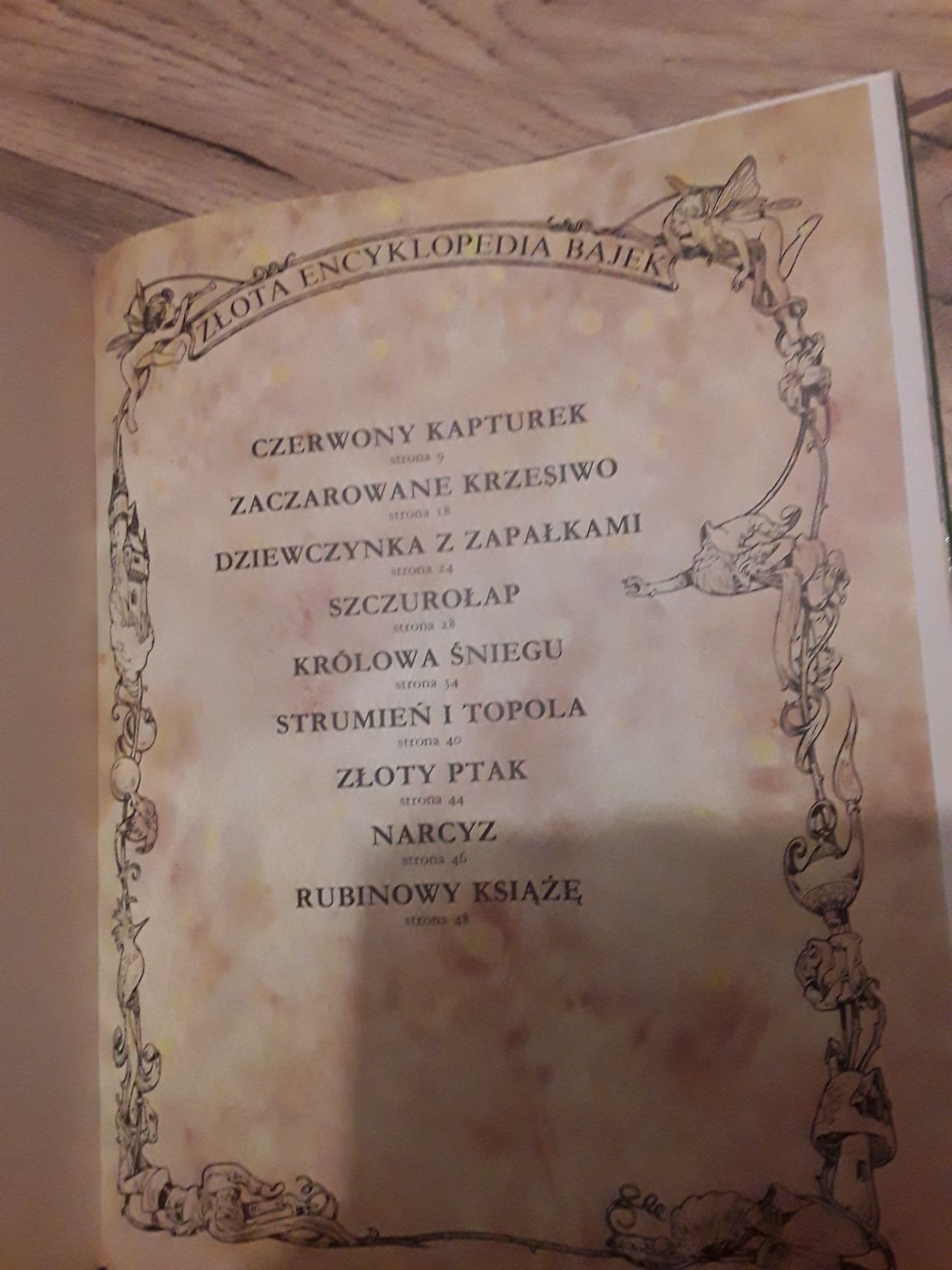 Złote encyklopedia bajek czerwony kapturek dziewczynka z zapałkami