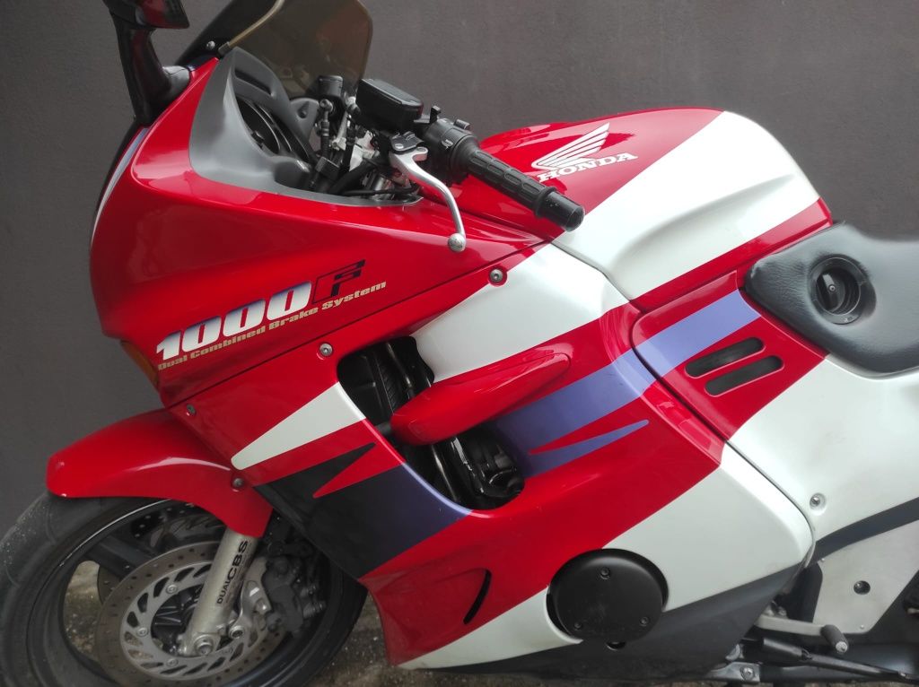 Honda CBR 1000 F -96