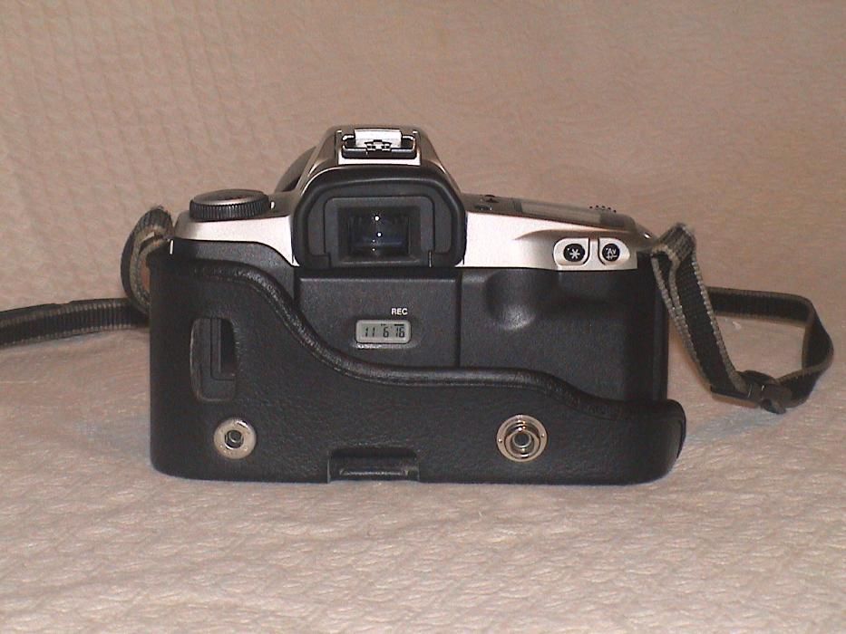 Фотоаппарат плен.Canon EOS 500N ,обьектив Canon EF 28-105 f3.5-4.5 USM