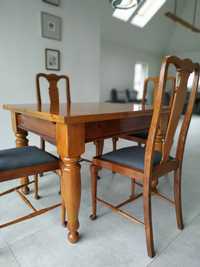 Stół drewniany rozkładany wraz z krzesłami