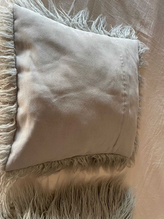 2 almofadas zara home cinzentas de pelo