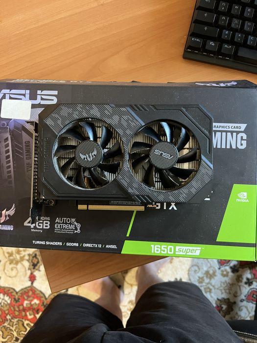 Продам видеокарту gtx 1650super