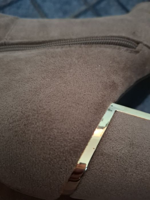 Kozaki ocieplane beżowe / stanie bdb