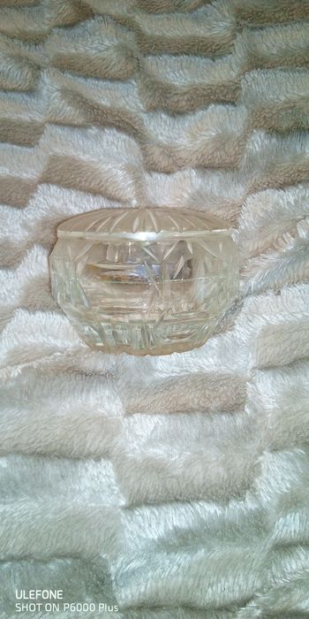 Шкатулка из горного хрусталя