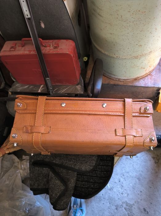 Старинный   Шкіряний, ретро німецький чемодан
