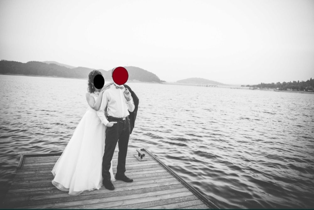 Koronkowa suknia ślubna