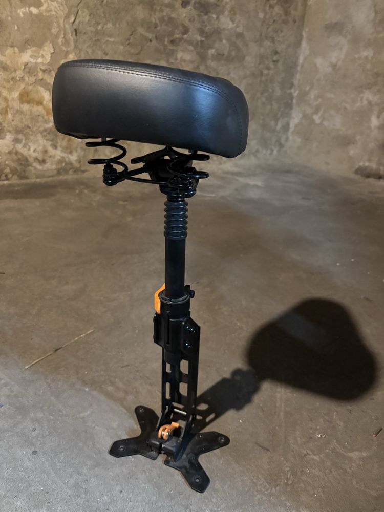 siodełko do Kukirin g2 Max