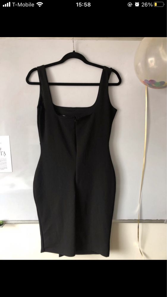 piękna mała basic czarna sukienka z wycięciem missguided 38