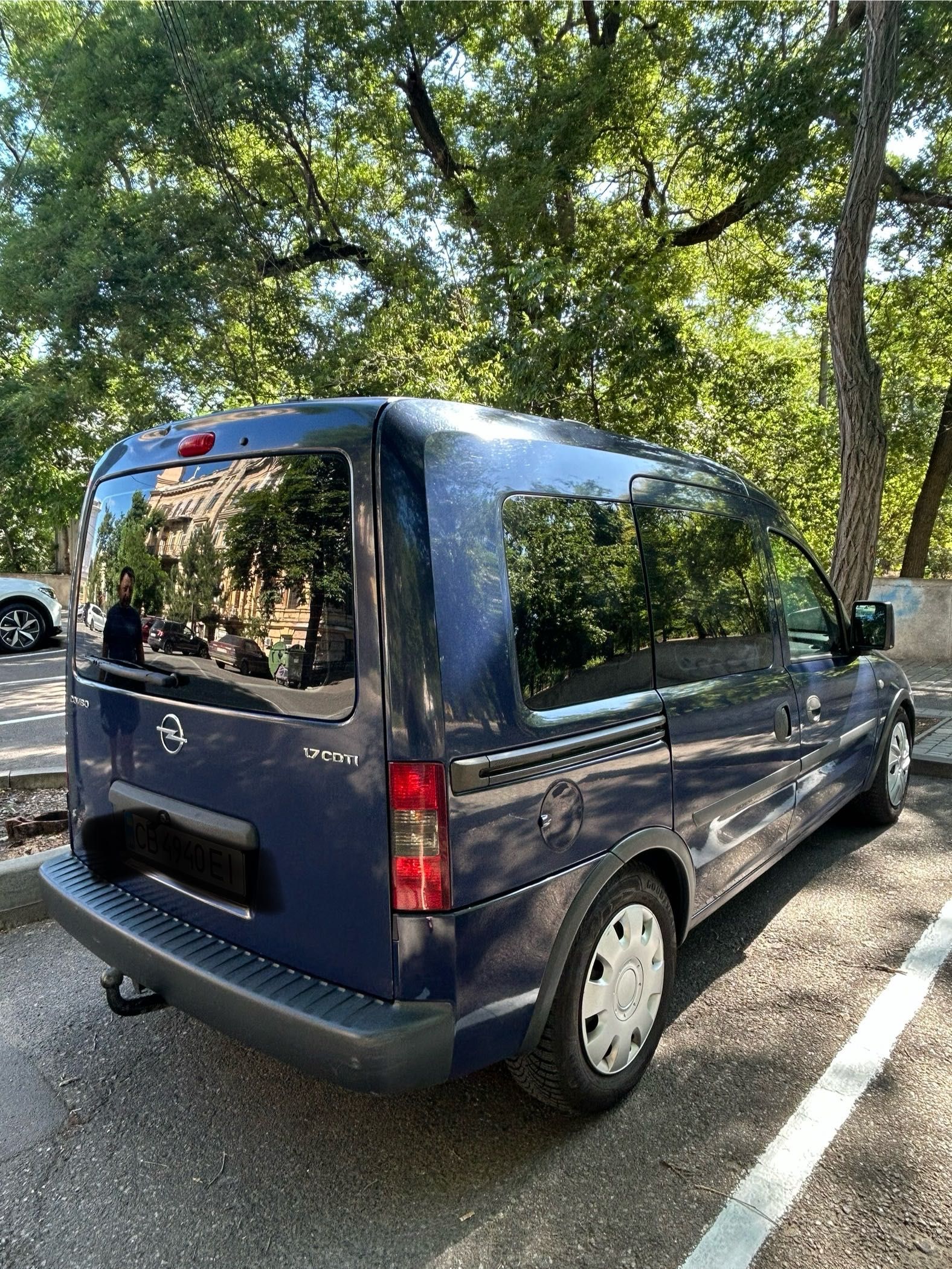 Авто «Opel Combo»