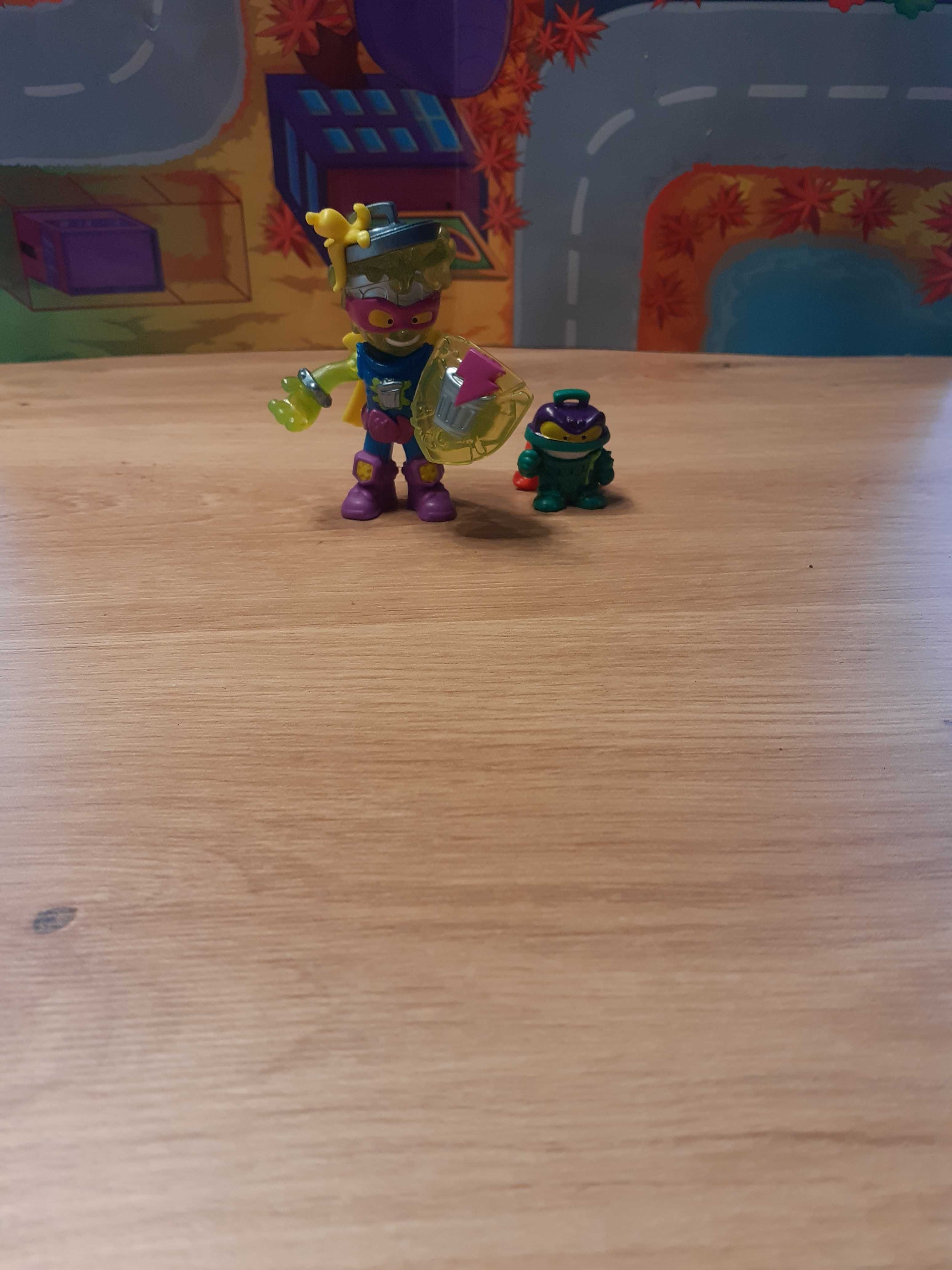 Super zings K04. Seria 8. Kazoom Kid Trasher