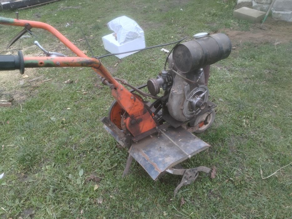 Sprzedam glebogrzarke ifa  z lat 80