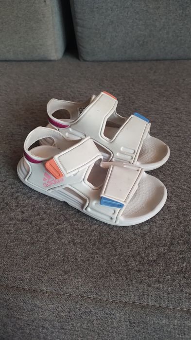 Dziecięce sandały adidas Altaswim r28