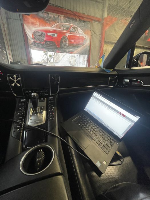 Діагностика Porsche Piwis. Комп діагностика порше півіс